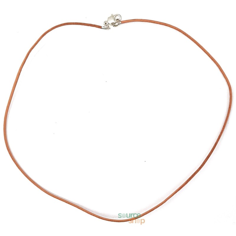 Collier en cuir avec fermoir