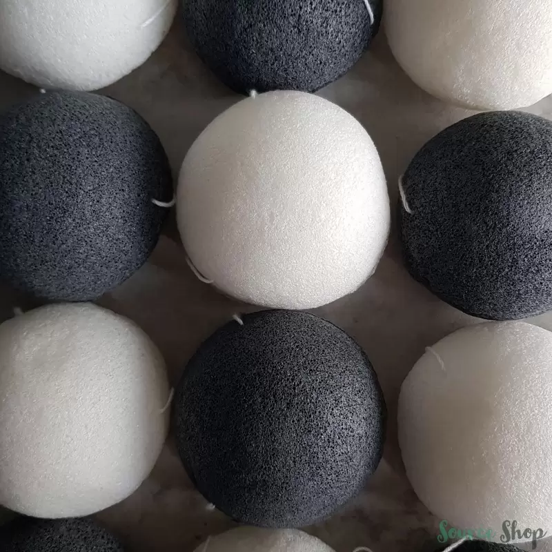 Eponge Konjac au Charbon de Bambou - Naturelle & Biodégradable