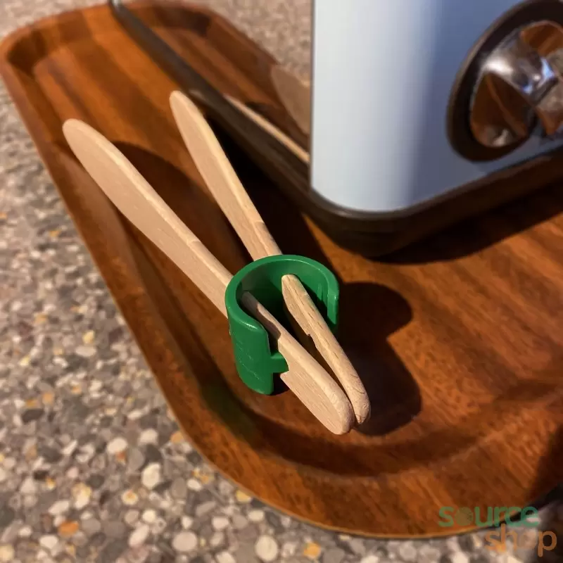Pince à toast en hêtre du Jura - Artisanal & Local