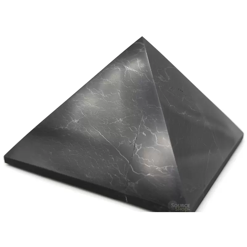 Pyramide de Shungite