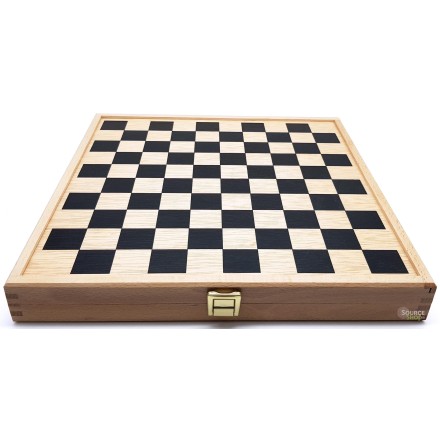 Coffret 4 jeux de société traditionnels en buis du Jura