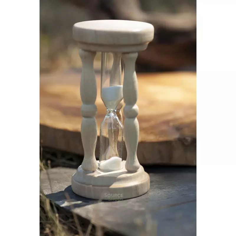 Sablier colonne en bois de charme du Jura - Artisanal & Local